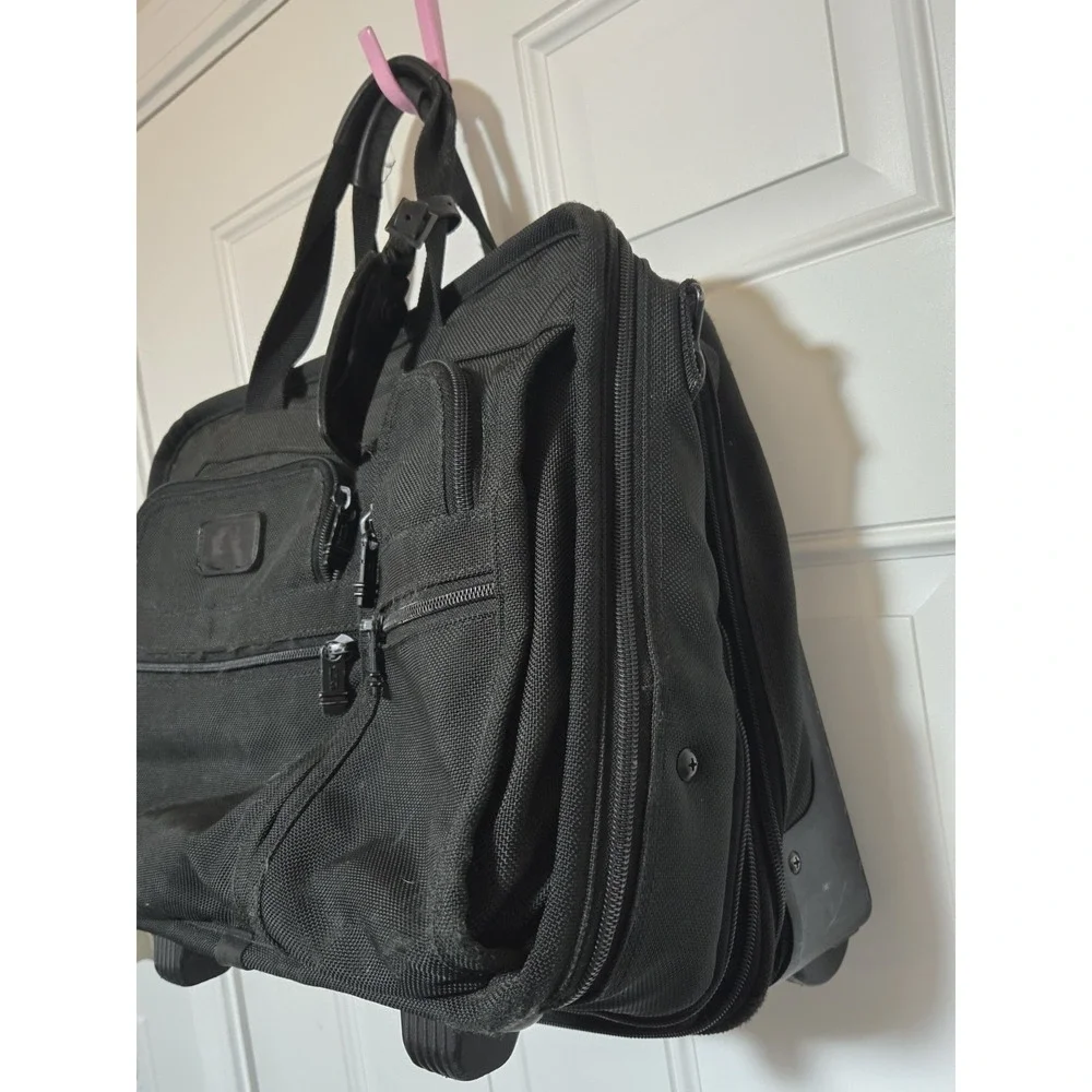 TUMI 2206D3 Deluxe‎ Rolling Expandable Laptop Carry-On Briefcase Ballistic Bag
